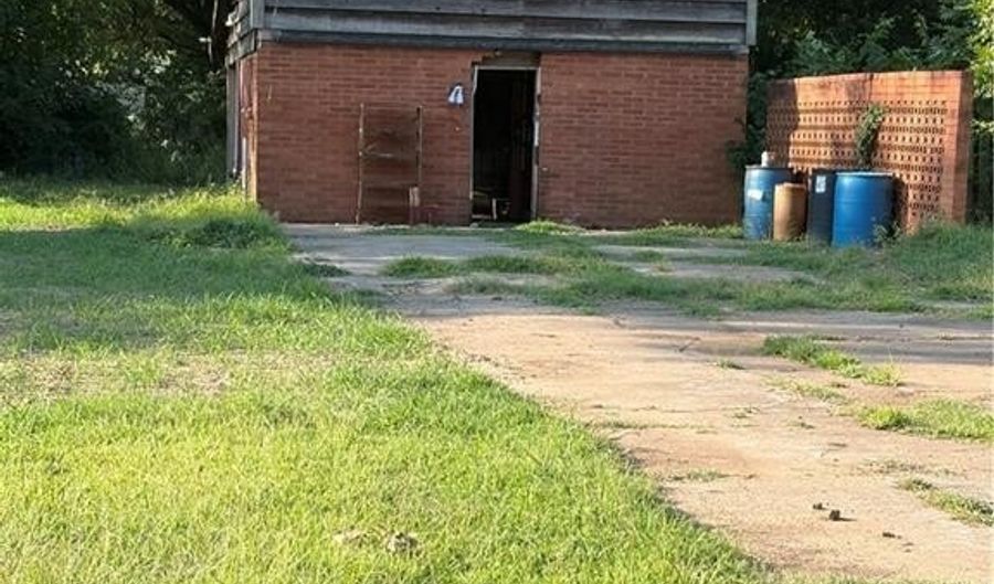 111 Ash St, Alma, AR 72921 - 0 Beds, 0 Bath