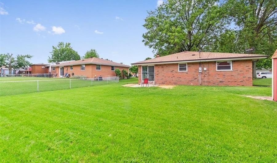 9928 Bonton Dr, Affton, MO 63123 - 3 Beds, 2 Bath