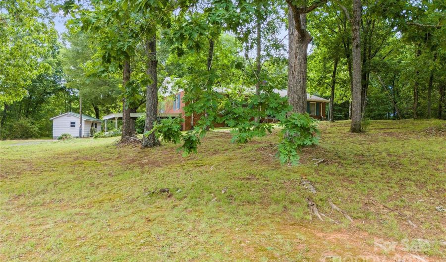 16453 NC Hwy 73 Hwy, Albemarle, NC 28001 - 3 Beds, 2 Bath
