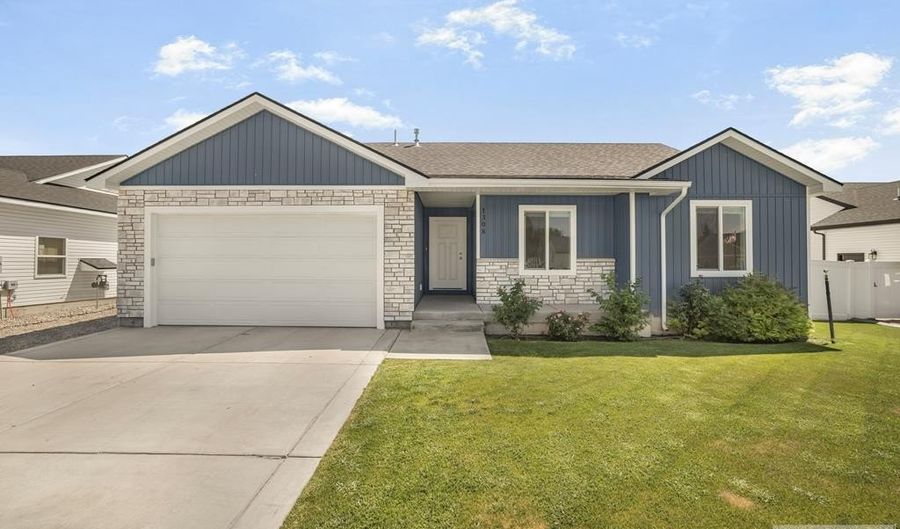 1308 Harris Loop, Blackfoot, ID 83221 - 3 Beds, 2 Bath