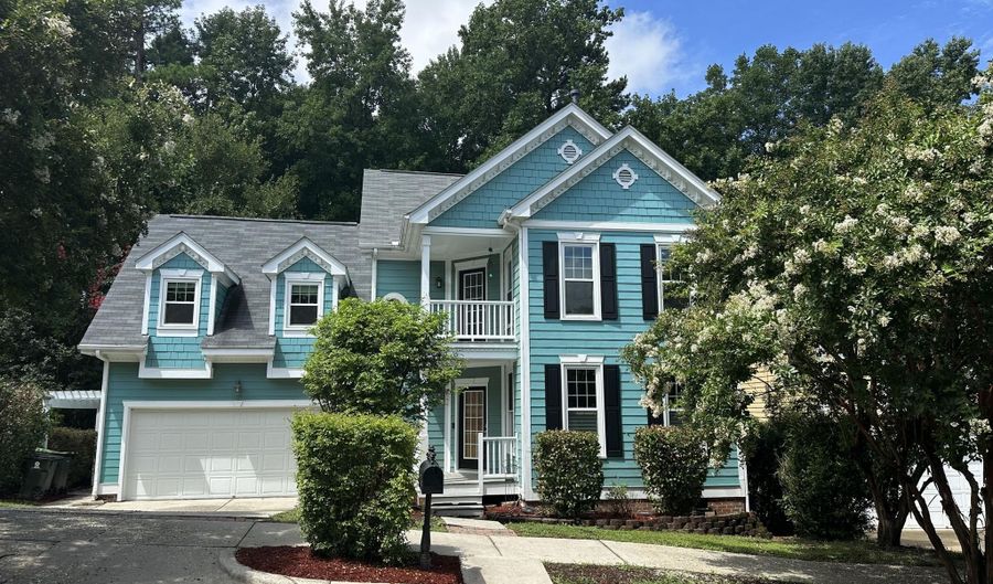 1748 Town Home Dr, Apex, NC 27502 - 3 Beds, 2 Bath