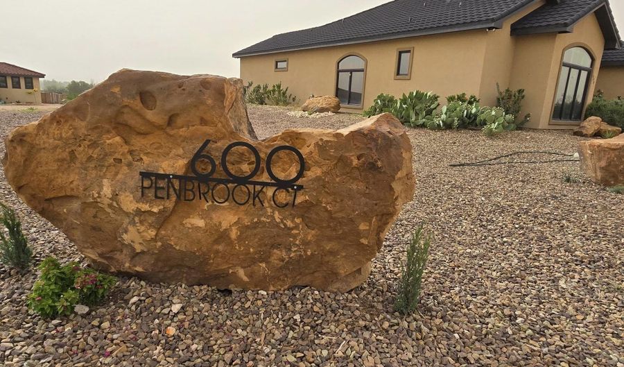 600 Penbrook Ct, Carlsbad, NM 88220 - 3 Beds, 3 Bath