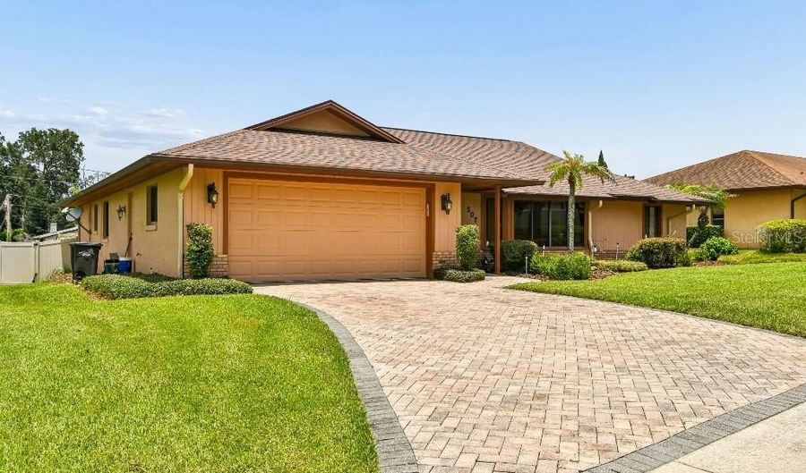 507 FERNWOOD Dr, Altamonte Springs, FL 32701 - 4 Beds, 2 Bath