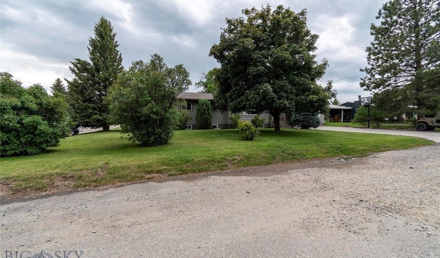 201 W 8th Ave, Big Timber, MT 59011 - 4 Beds, 2 Bath