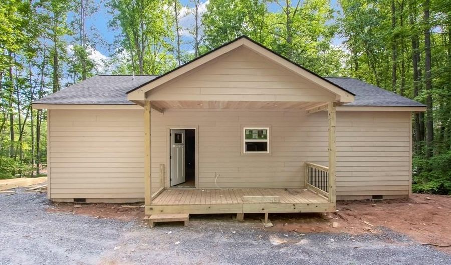 Lot 11 Lakeside Estates Dr 11, Hayesville, NC 28904 - 2 Beds, 2 Bath