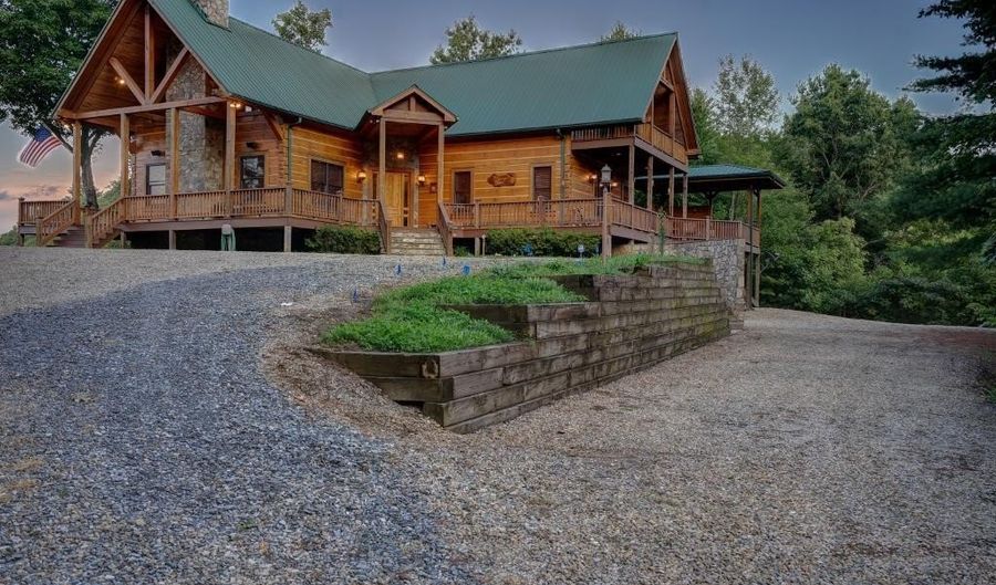 2150 Shellstand Ests, Almond, NC 28702 - 3 Beds, 4 Bath