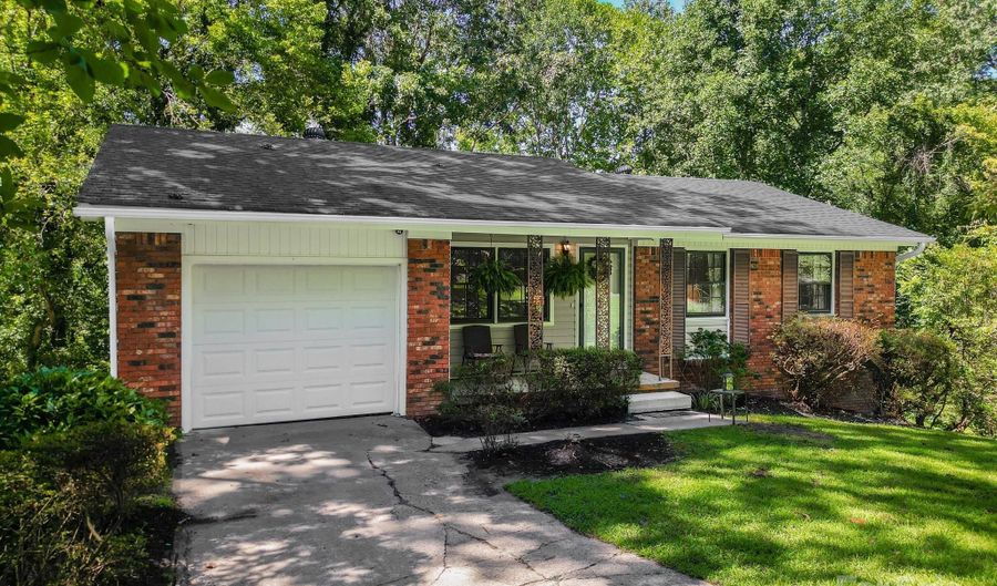 13 Botany View Ct, Asheville, NC 28805 - 3 Beds, 2 Bath