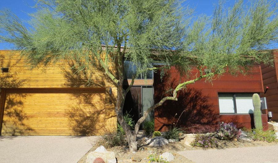 6525 E CAVE CREEK Rd 15, Cave Creek, AZ 85331 - 2 Beds, 3 Bath