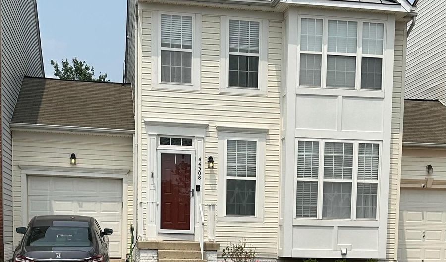 44308 SILKWORTH Ter, Ashburn, VA 20147 - 3 Beds, 4 Bath