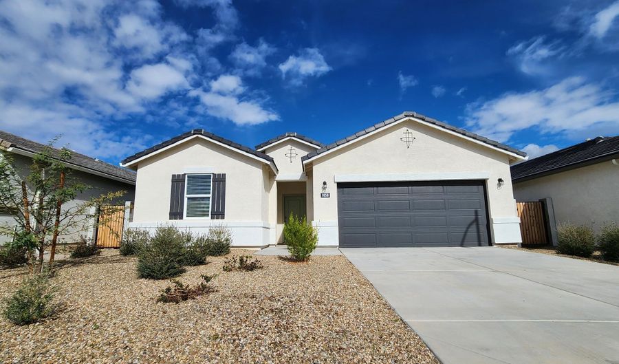1058 W CHIMES TOWER Dr, Casa Grande, AZ 85122 - 4 Beds, 2 Bath