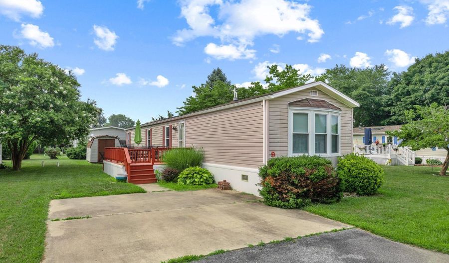 9 BRUNSWICK Ln, Lewes, DE 19958 - 3 Beds, 2 Bath
