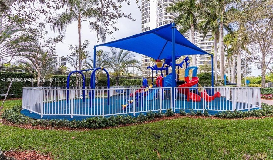 19101 NE 36th Ct 2206, Aventura, FL 33180 - 2 Beds, 2 Bath
