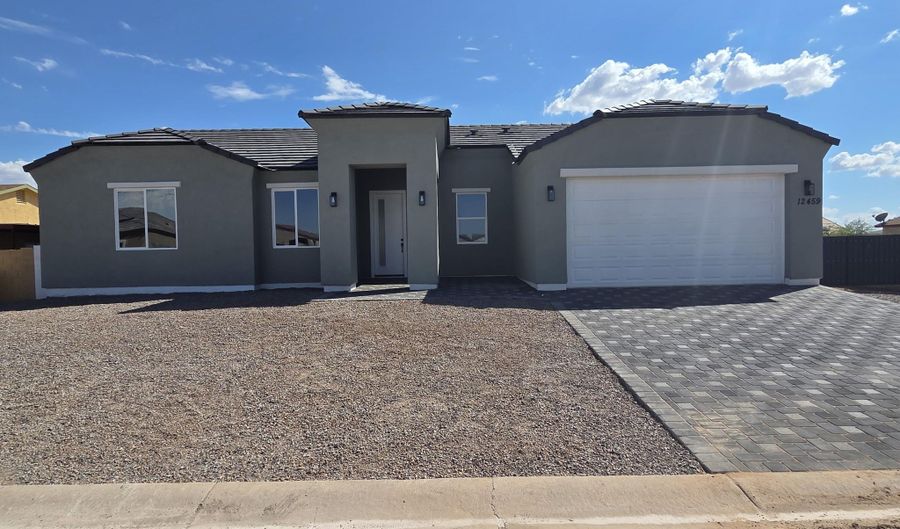 12459 W MADERO Dr, Arizona City, AZ 85123 - 3 Beds, 2 Bath