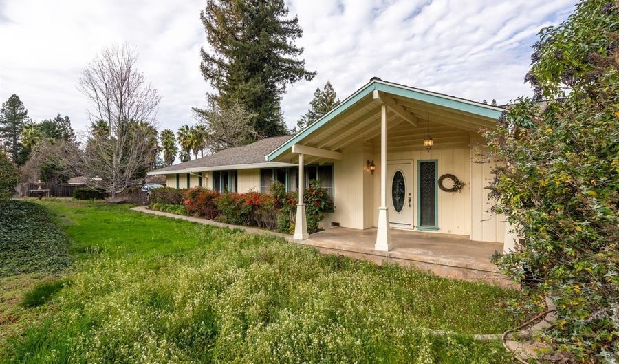 506 La Tierra Dr, Angwin, CA 94508 - 3 Beds, 3 Bath
