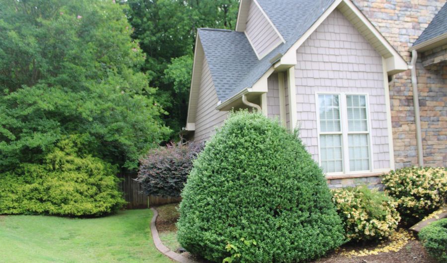 3067 English Cottage Way, Boiling Springs, SC 29316 - 5 Beds, 3 Bath