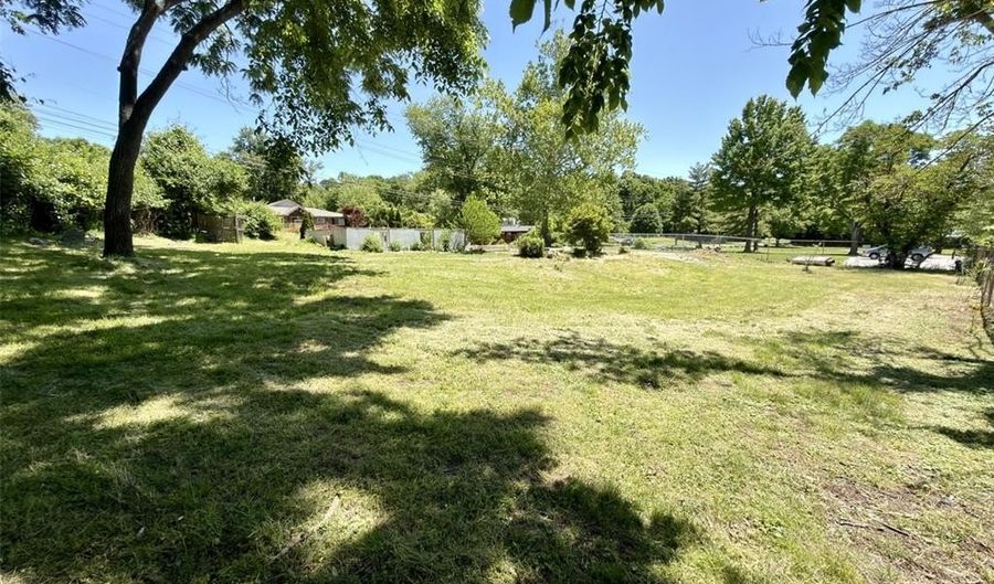 2215 Maxville Ln, Arnold, MO 63010 - 0 Beds, 0 Bath