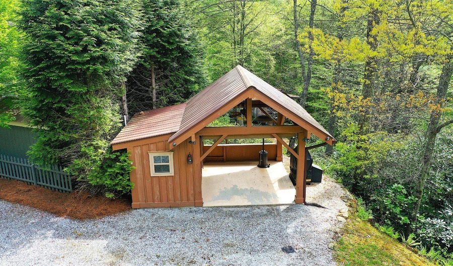 60 Bartram Trl, Scaly Mountain, NC 28775 - 0 Beds, 1 Bath