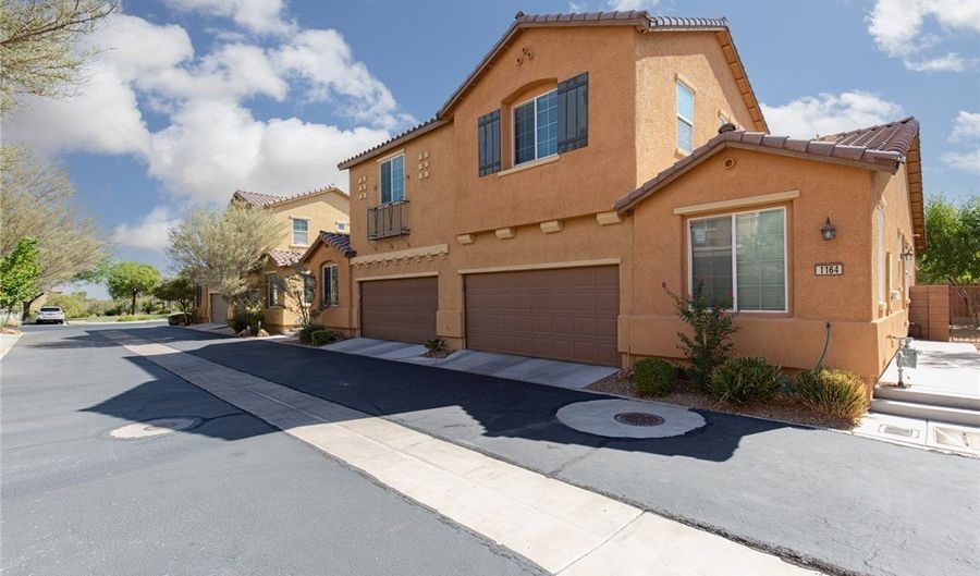 1164 Campassole Ct, Henderson, NV 89052 - 3 Beds, 3 Bath