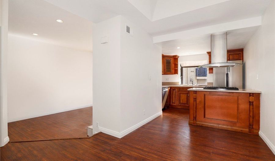 5738 Skyview Way C, Agoura Hills, CA 91301 - 1 Beds, 1 Bath