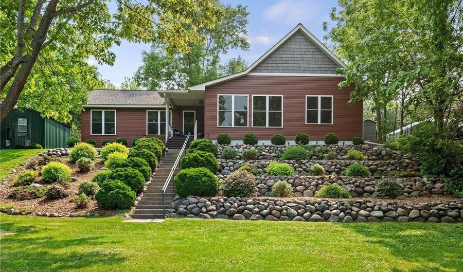 49 196th St, Alden, WI 54026 - 3 Beds, 2 Bath
