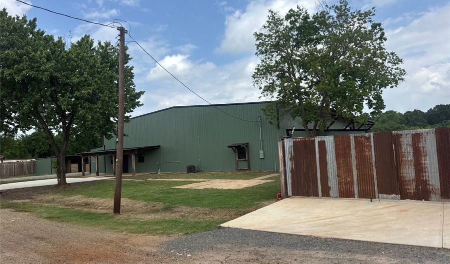 147 Wilson Loop, Benton, LA 71006 - 0 Beds, 1 Bath