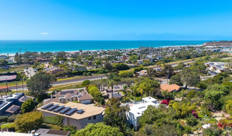 2036 Christy, Del Mar, CA 92014 - 3 Beds, 3 Bath