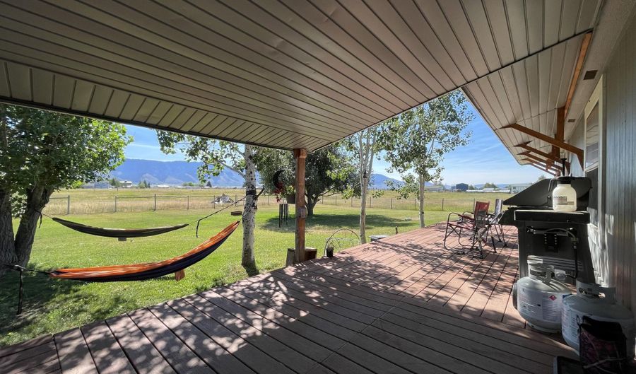 350 WORTON Ln, Auburn, WY 83111 - 4 Beds, 2 Bath