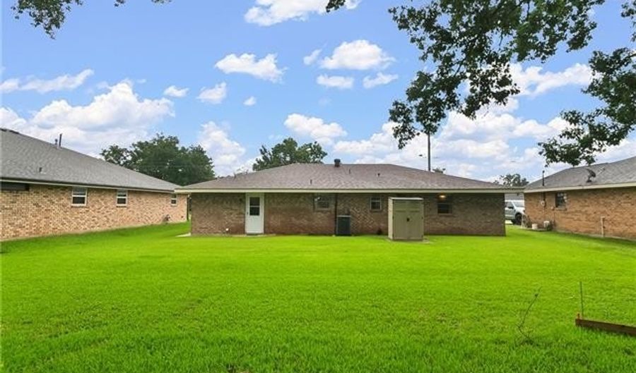 404 ELLEN St, Ama, LA 70031 - 3 Beds, 2 Bath