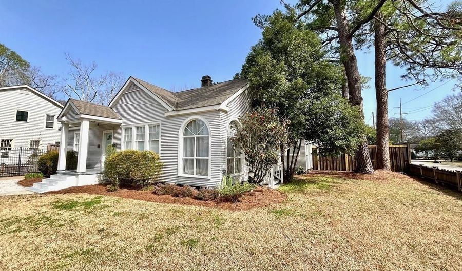 1339 Perkins, Baton Rouge, LA 70806 - 3 Beds, 2 Bath