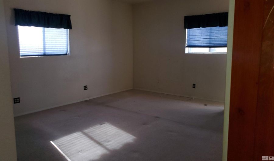 223 I St, Hawthorne, NV 89415 - 2 Beds, 1 Bath
