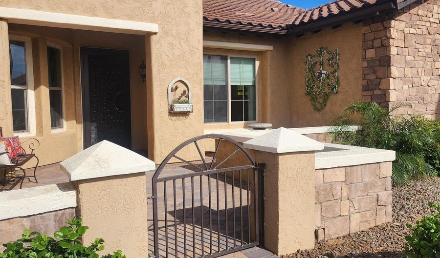 20709 N 264th Ave, Buckeye, AZ 85396 - 2 Beds, 3 Bath