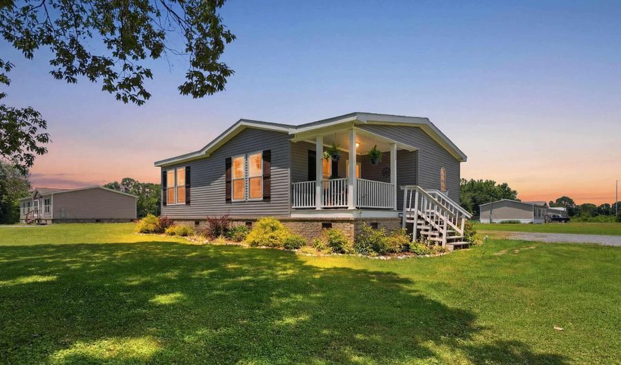 953 Briarwood Dr, Arab, AL 35016 - 2 Beds, 2 Bath