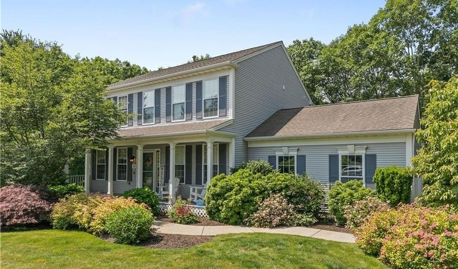 123 CASTLE ROCKS Rd, Warwick, RI 02886 - 4 Beds, 3 Bath