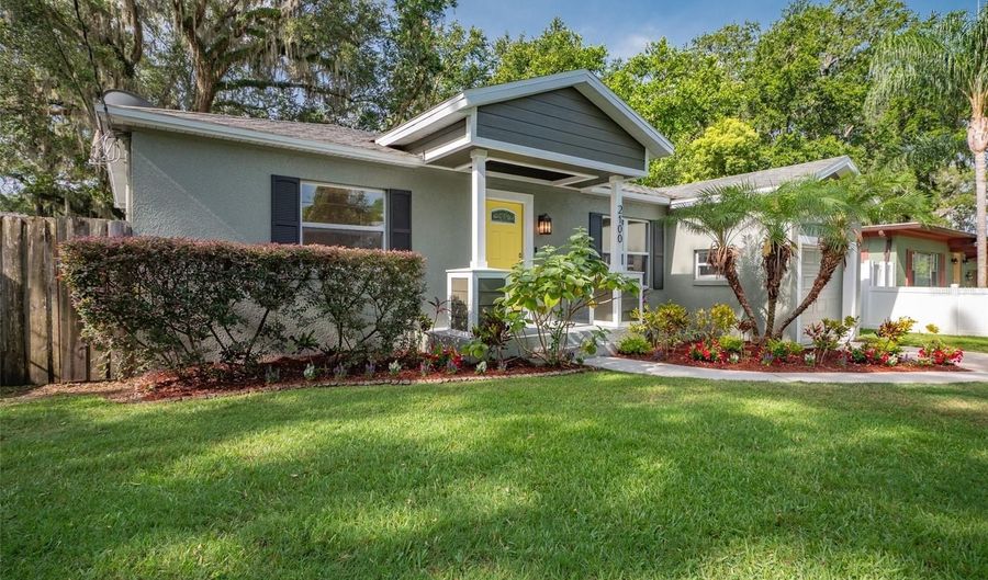 2100 FOREST Cir, Orlando, FL 32803 - 3 Beds, 2 Bath