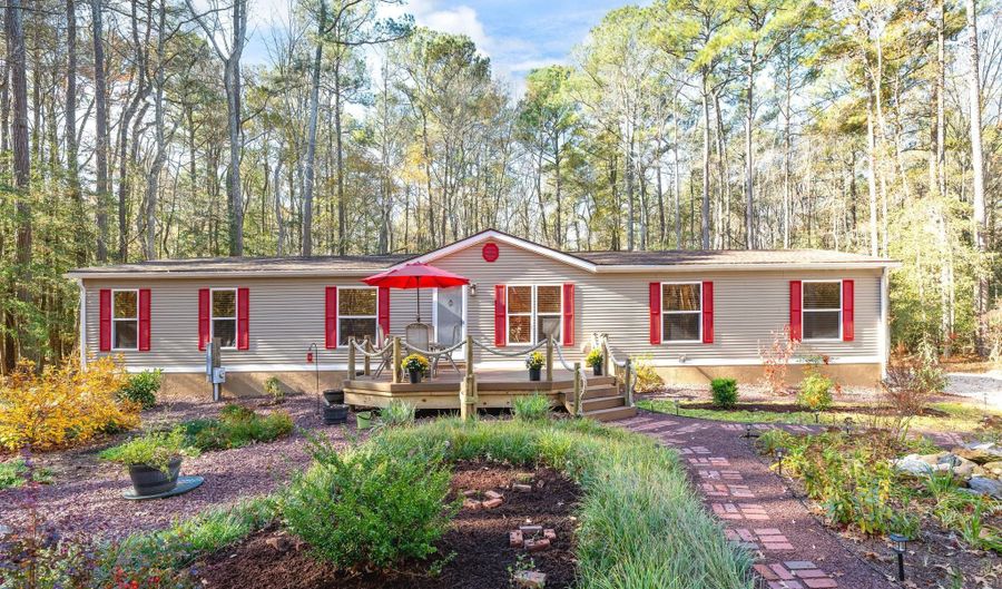 25755 ANDERSON CORNER Rd, Georgetown, DE 19947 - 3 Beds, 3 Bath