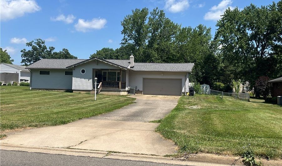 5430 Norquest, Austintown, OH 44515 - 3 Beds, 2 Bath