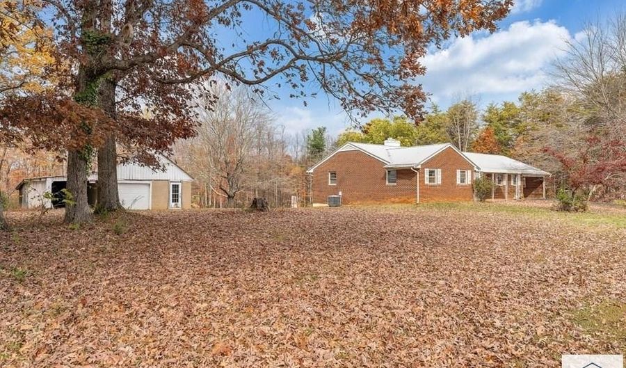 800 Orchard Dr, Bassett, VA 24055 - 3 Beds, 2 Bath