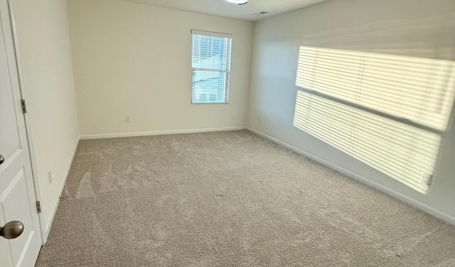 1504 Samos Island Dr, Apex, NC 27502 - 5 Beds, null Bath