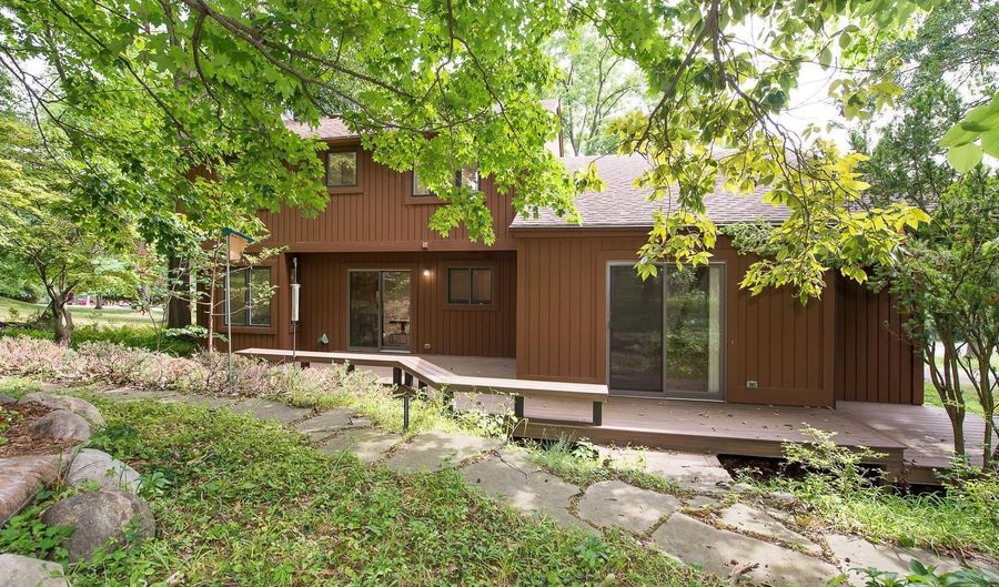 4730 Midway Dr, Ann Arbor, MI 48103 - 3 Beds, 3 Bath