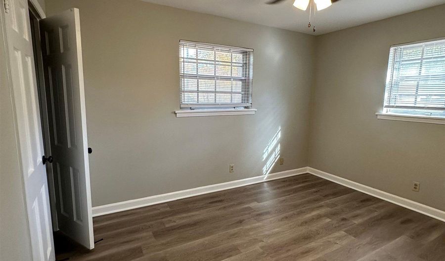 2760 BRAGG Ln, Bartlett, TN 38134 - 4 Beds, 2 Bath