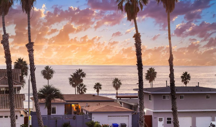 266 Neptune Way, Oceanside, CA 92054 - 2 Beds, 3 Bath