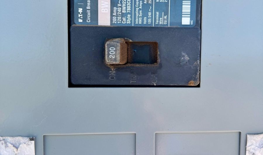 32473 Avenue 42 E, Bouse, AZ 85325 - 2 Beds, 1 Bath