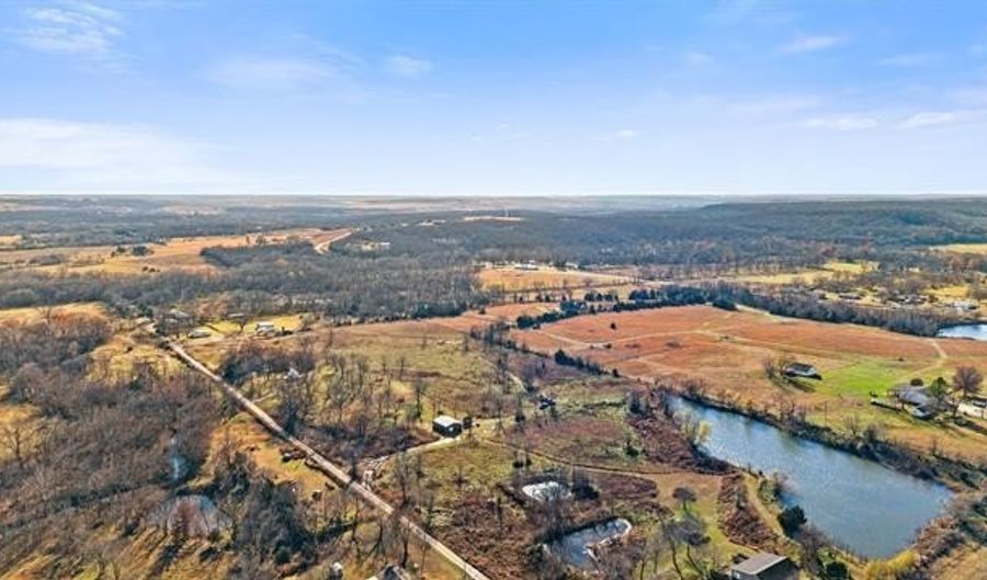 128 2137 Rd, Bartlesville, OK 74003 - 1 Beds, 2 Bath