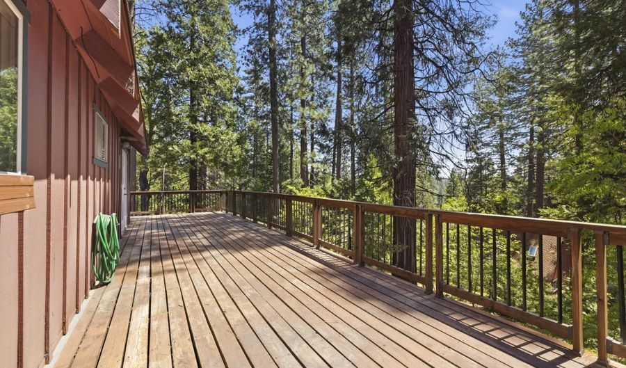 2649 Fairway Dr, Arnold, CA 95223 - 2 Beds, 2 Bath
