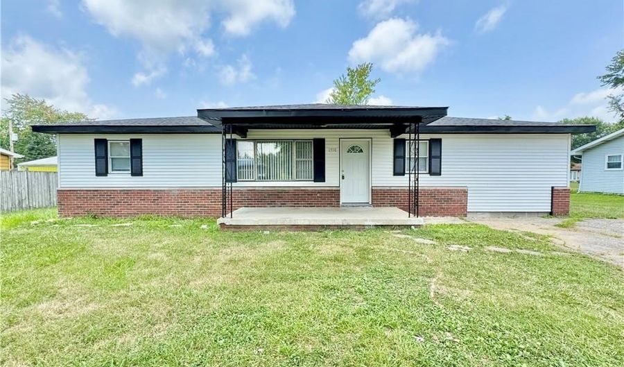 1318 W Tibbs St, Austin, IN 47102 - 4 Beds, 2 Bath