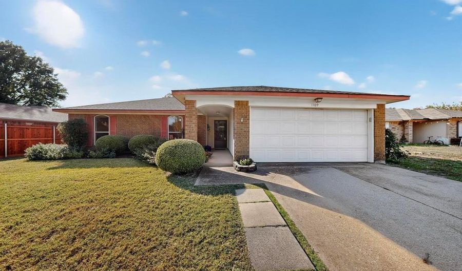 1109 Candlewood Dr, Allen, TX 75002 - 3 Beds, 2 Bath