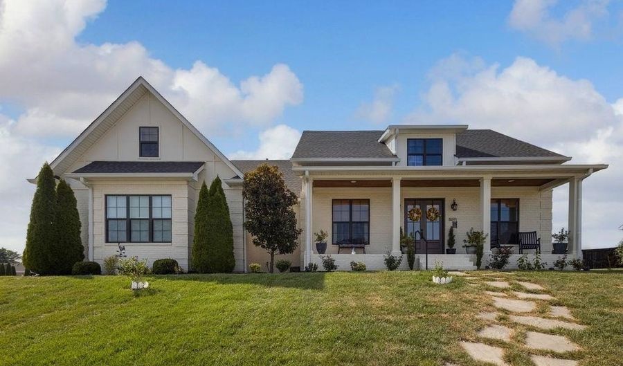 8691 Drakes Blvd, Bowling Green, KY 42122 - 4 Beds, 3 Bath