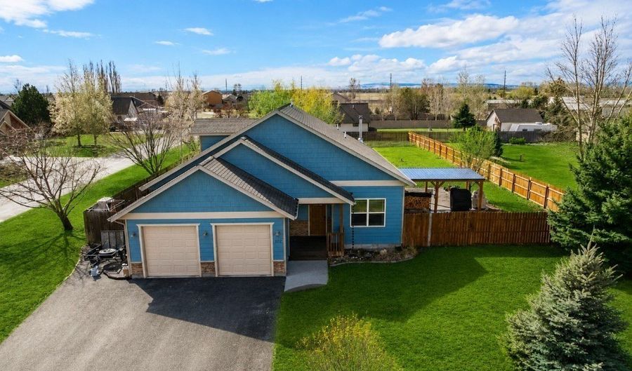 102 W Tobiano Trl, Belgrade, MT 59714 - 5 Beds, 3 Bath