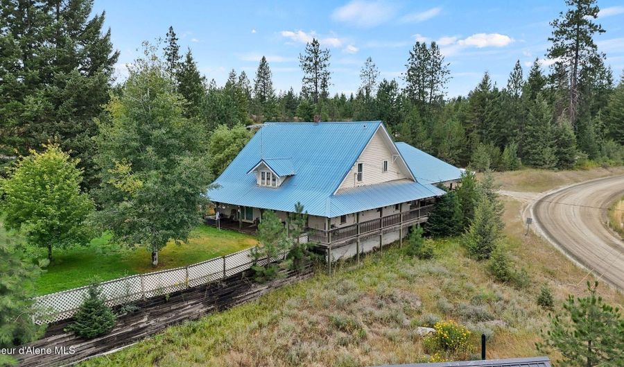 6702 Kelso Lake Rd, Athol, ID 83801 - 8 Beds, 5 Bath