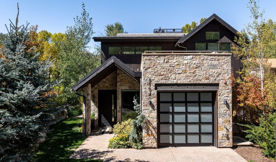 1154 E Cooper Ave B, Aspen, CO 81611 - 4 Beds, 5 Bath